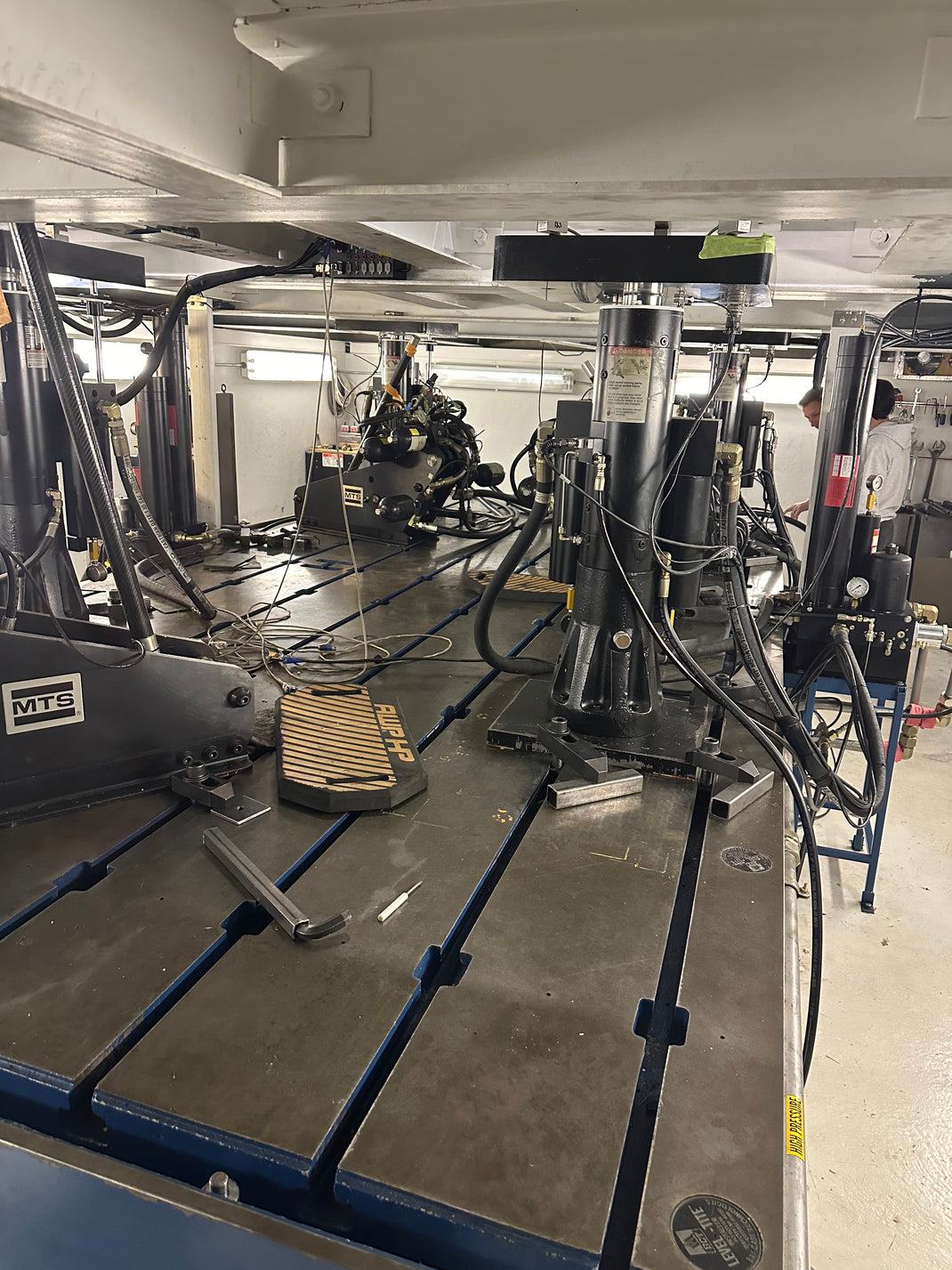 4 and 7 Post Shaker Rig – Inertia Lab